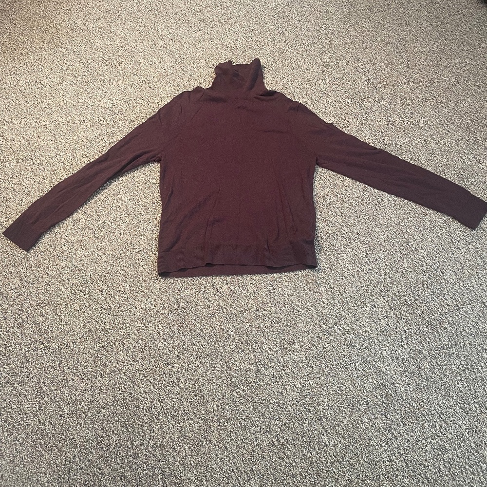Maroon Abercrombie and Fitch Turtleneck M
